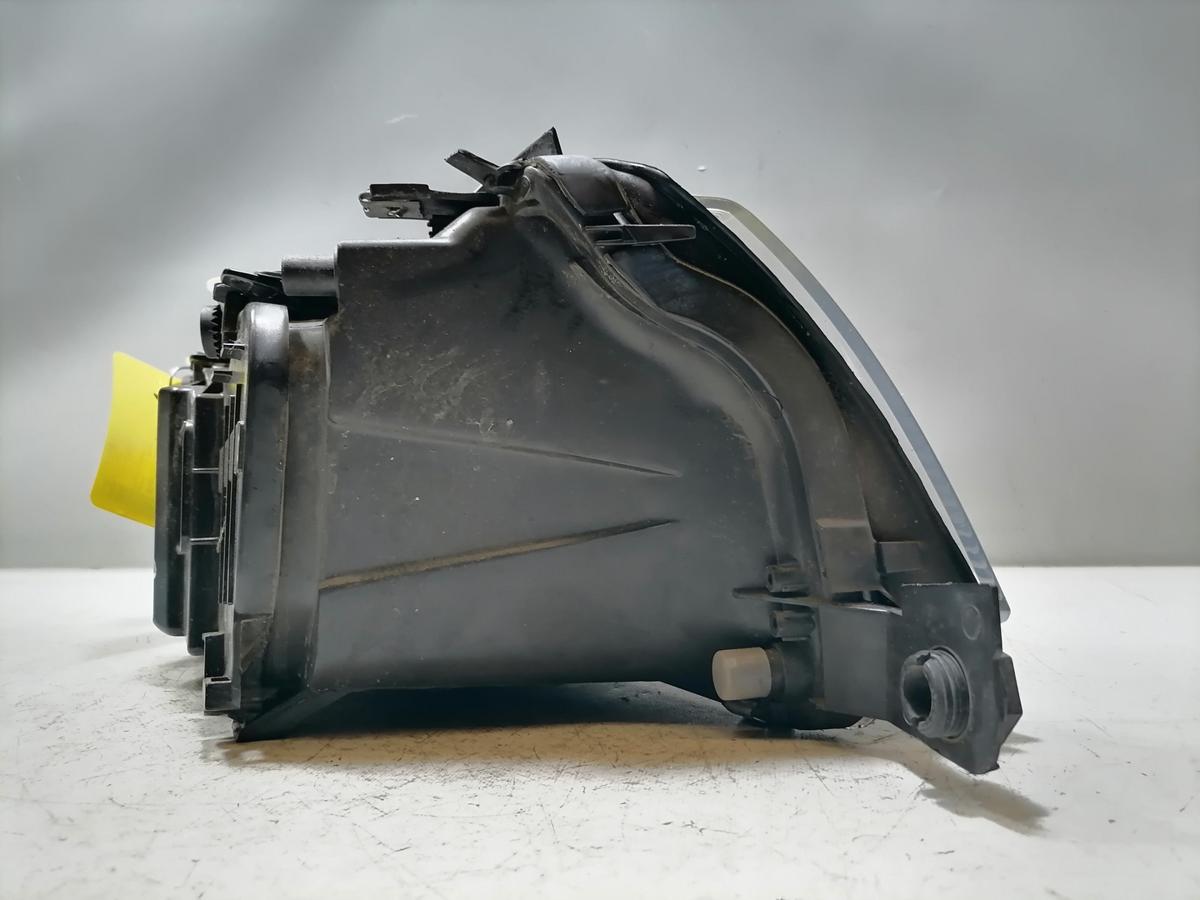 Skoda Fabia 1 6Y Scheinwerfer vorn links Halogen Schwarzer Hintergrund Zubeh&ouml;r Bj.2003